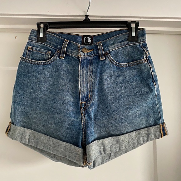 BDG Pants - BDG Hi-waisted Mom Shorts